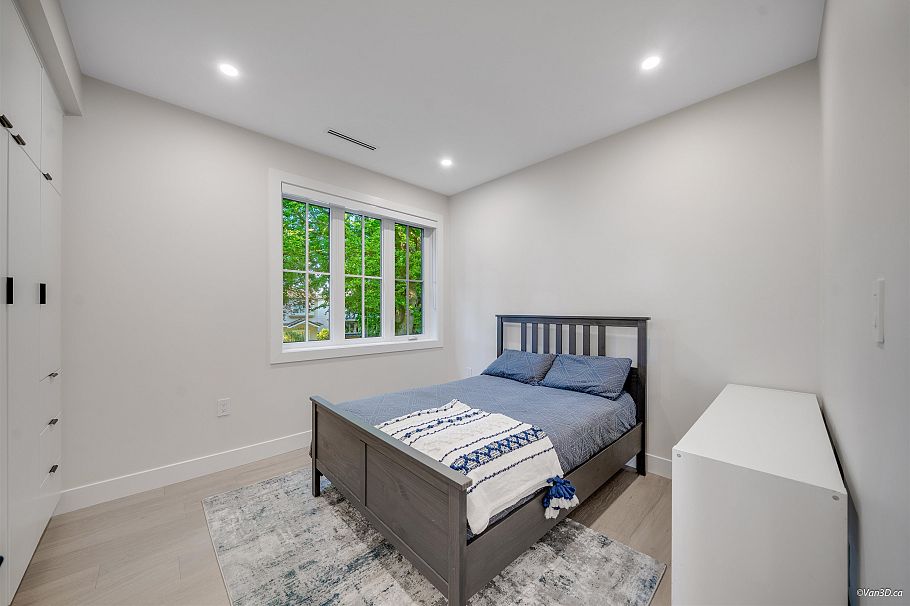 2558 William Street Vancouver, BC - 11