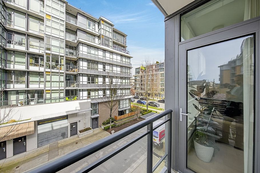 301 2565 Maple Street Vancouver, BC - 28