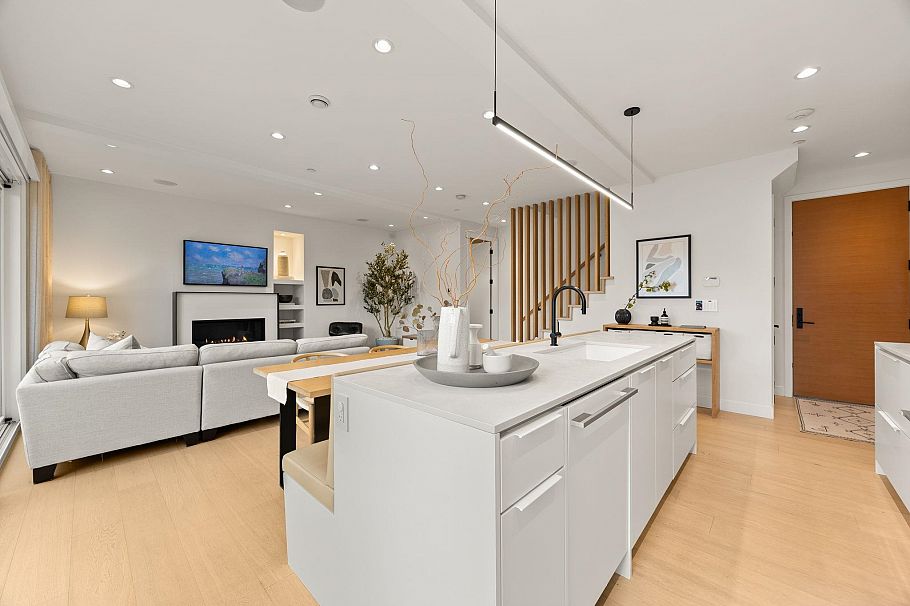 529 E 17th Avenue Vancouver, BC - 7