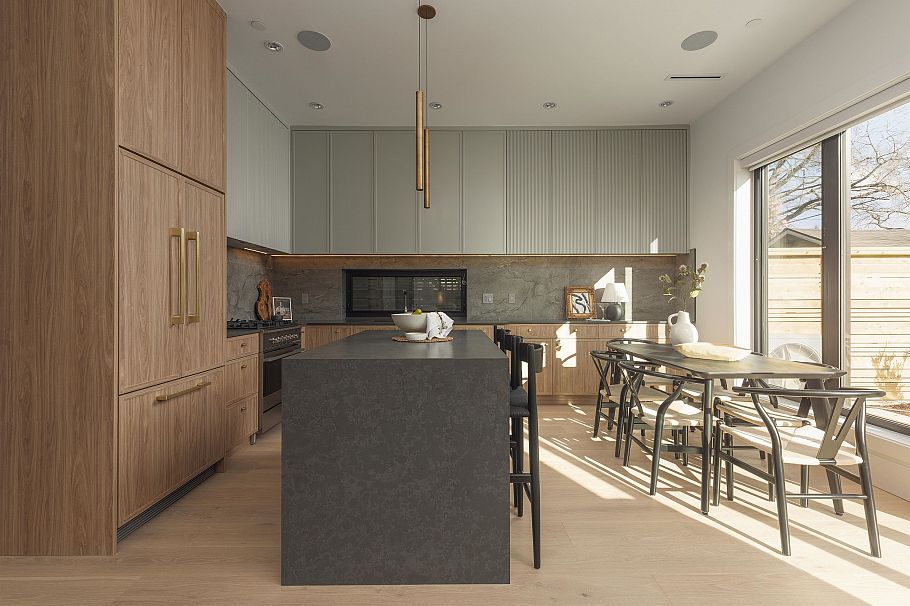 2 2684 Oxford Street Vancouver, BC - 4