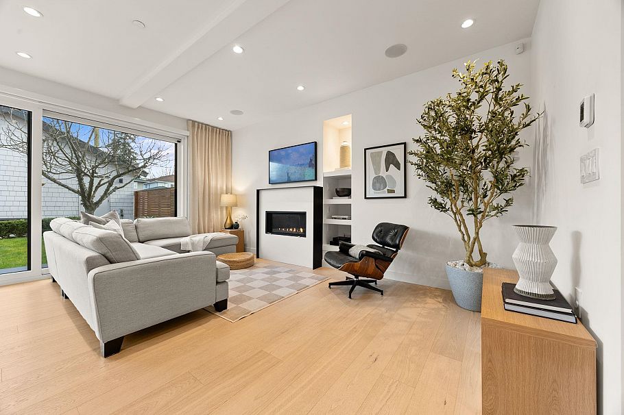 529 E 17th Avenue Vancouver, BC - 13