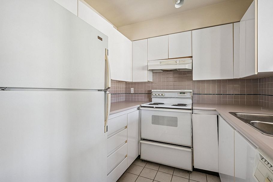 304 1989 W 1st Avenue Vancouver, BC - 14