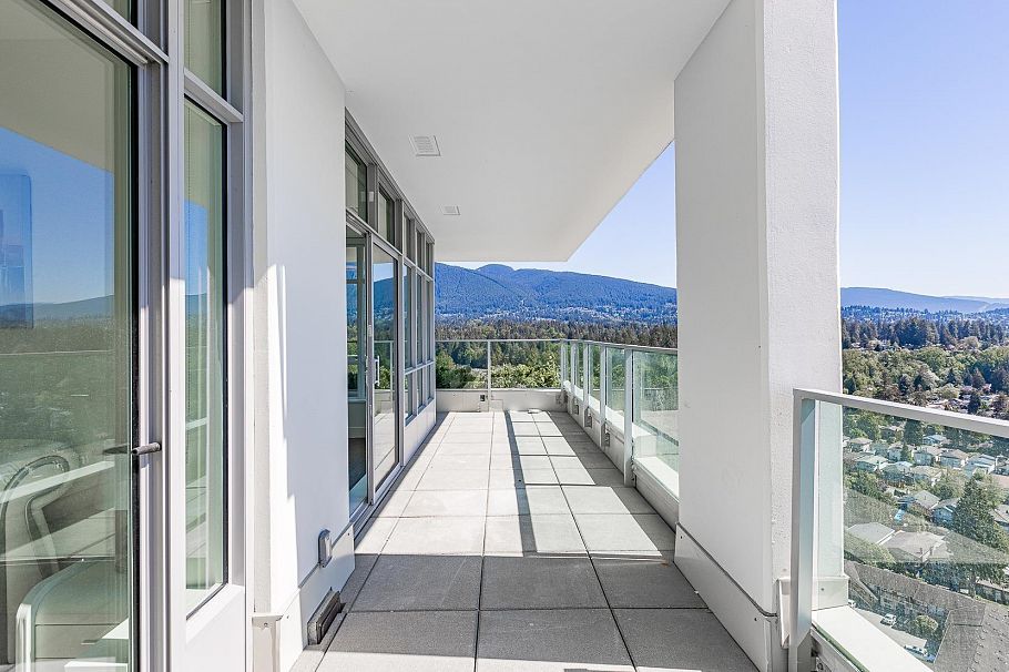 2201 1632 Lions Gate Lane North Vancouver, BC - 22