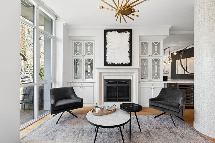 471 Beach Crescent Vancouver, BC - 1