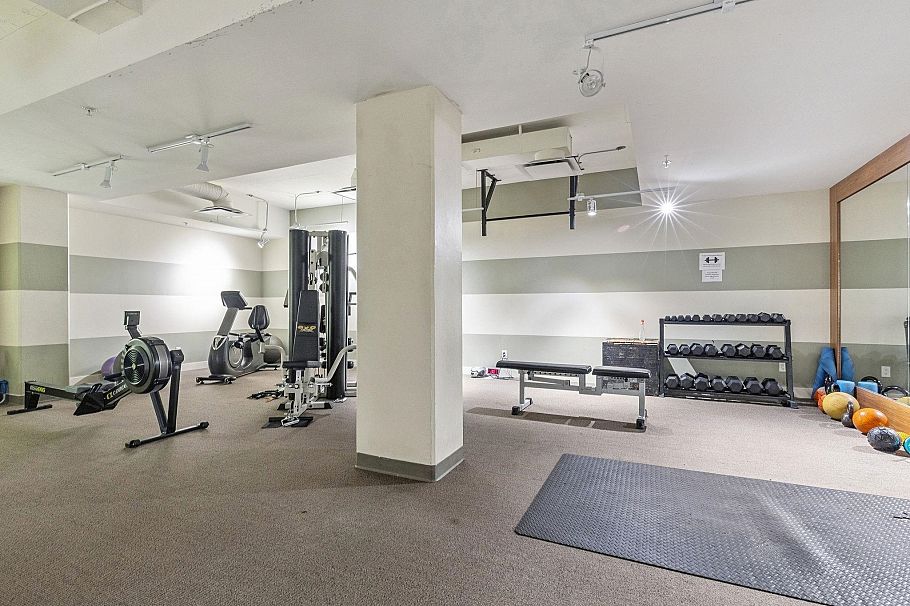 511 2268 W Broadway Vancouver, BC - 13