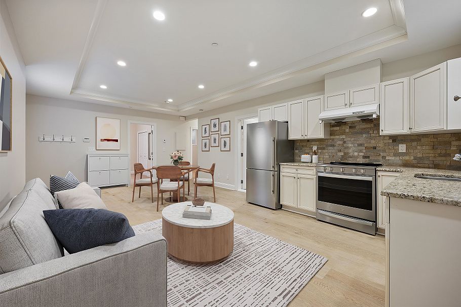 3837 W 3rd Avenue Vancouver, BC - 35