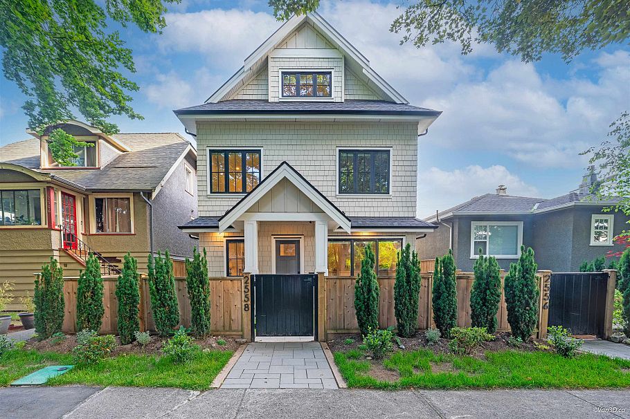 2558 William Street Vancouver, BC - 1