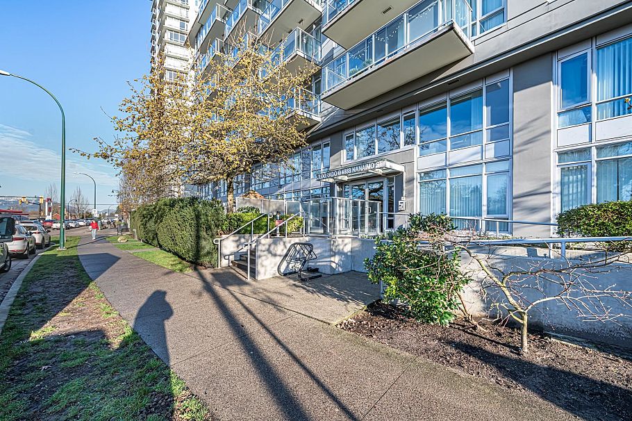 612 4888 Nanaimo Street Vancouver, BC - 25