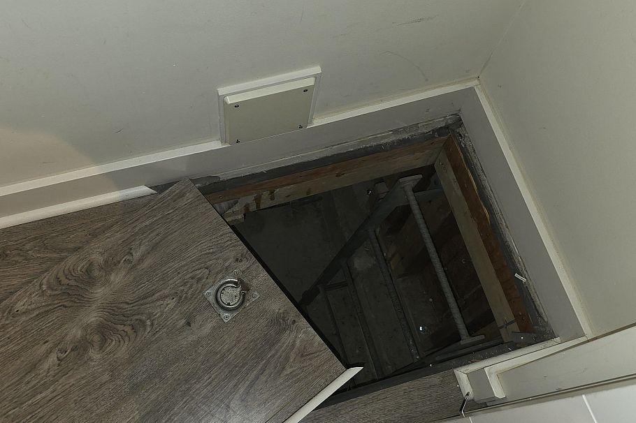 103 735 W 15th Street North Vancouver, BC - 22