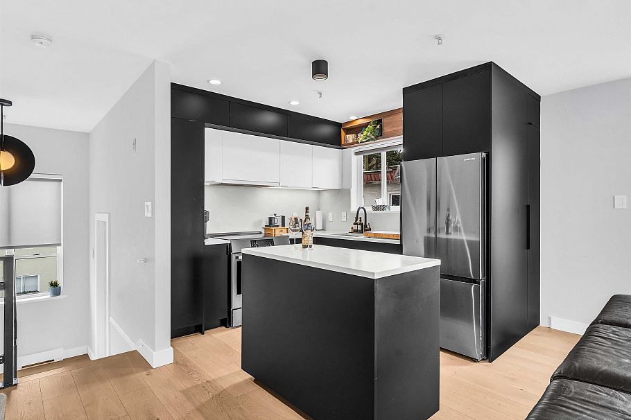 2168 Wall Street Vancouver, BC - 18