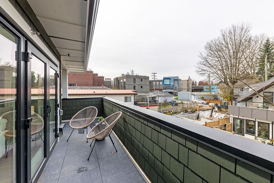 3383 Victoria Drive Vancouver, BC - 25