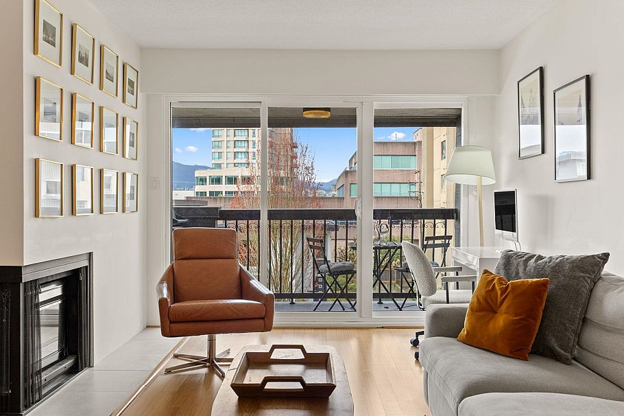 301 1352 W 10th Avenue Vancouver, BC - 3