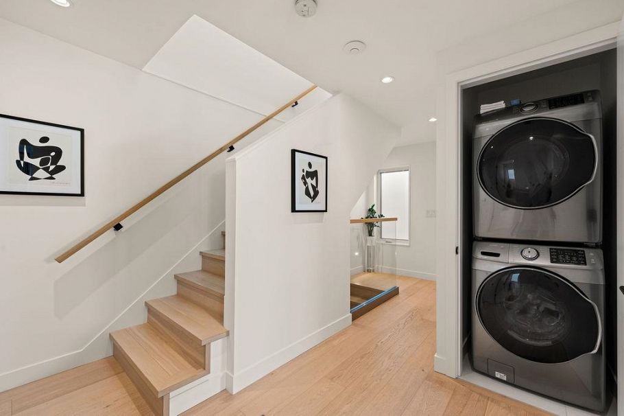 529 E 17th Avenue Vancouver, BC - 21