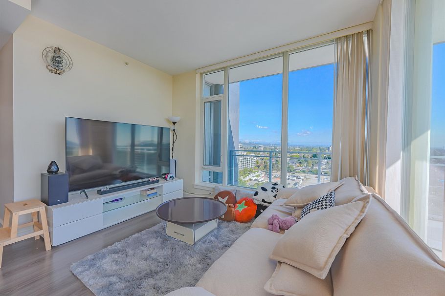 PH 1705 8677 Capstan Way Richmond, BC - 6