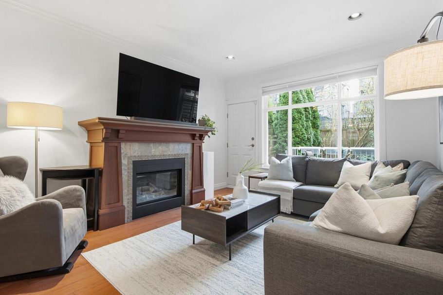 1530 Kitchener Street Vancouver, BC - 4