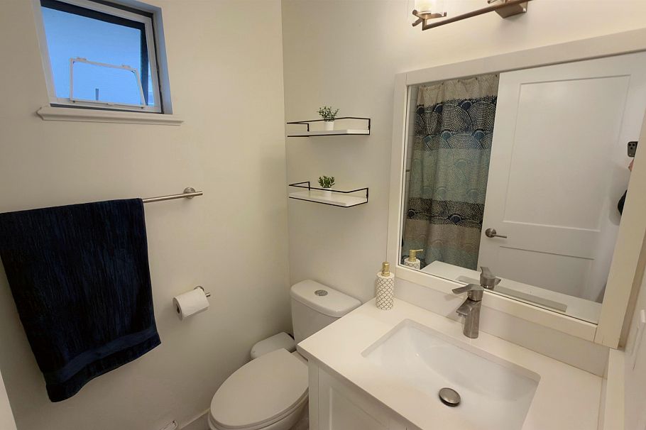 10 2118 Eastern Avenue North Vancouver, BC - 18