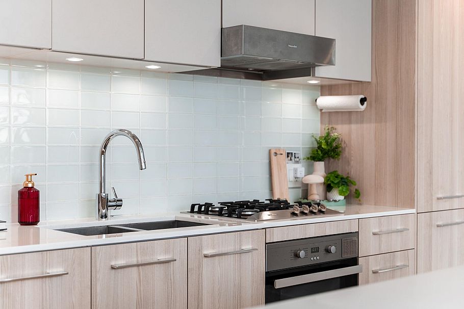 1801 4638 Gladstone Street Vancouver, BC - 6