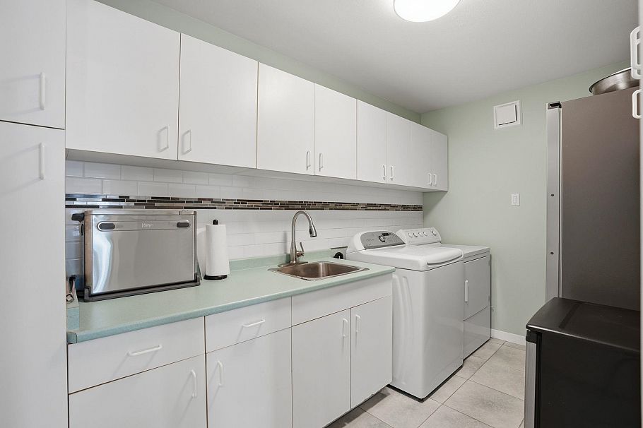 2341 Caledonia Avenue North Vancouver, BC - 19