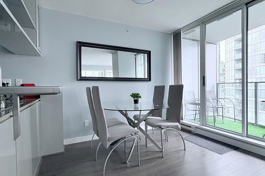 2706 1438 Richards Street Vancouver, BC - 7