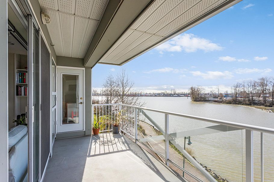 306 1820 E Kent Avenue South Vancouver, BC - 1