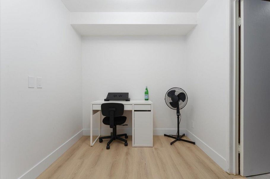 868 Prospect Avenue North Vancouver, BC - 31