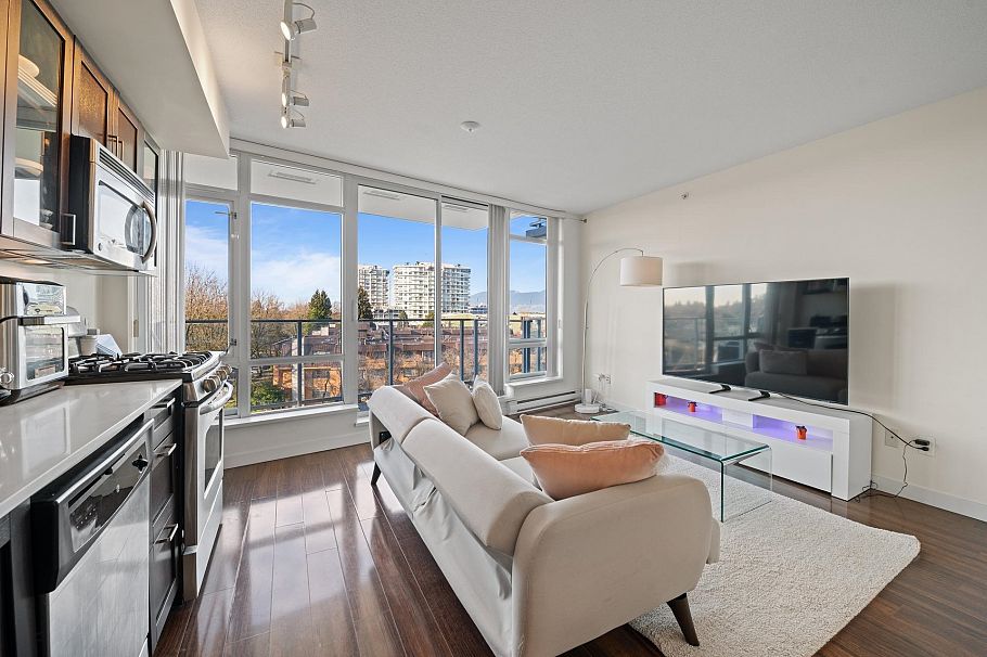 612 4888 Nanaimo Street Vancouver, BC - 3