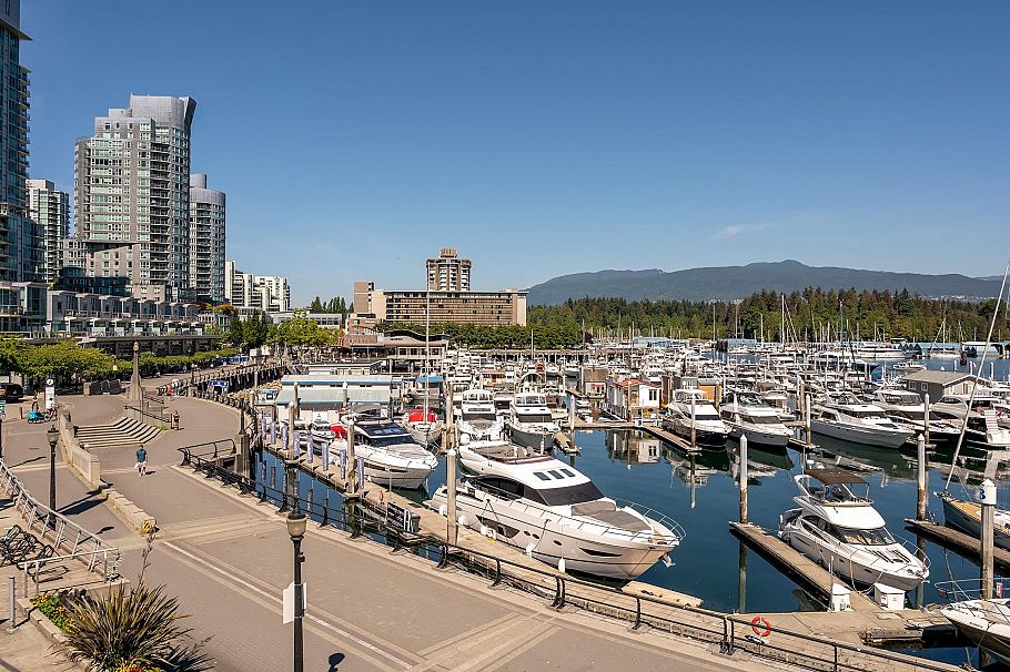 2902 1166 Melville Street Vancouver, BC - 22