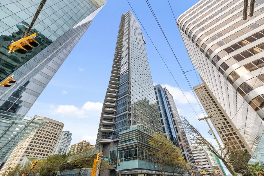 3302 1111 Alberni Street Vancouver, BC - 1