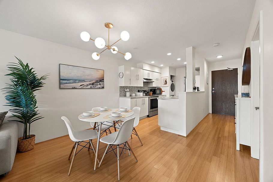 301 1352 W 10th Avenue Vancouver, BC - 6