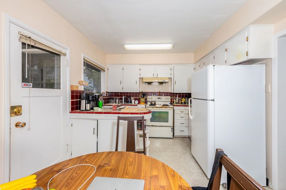 470 W 46th Avenue Vancouver, BC - 18