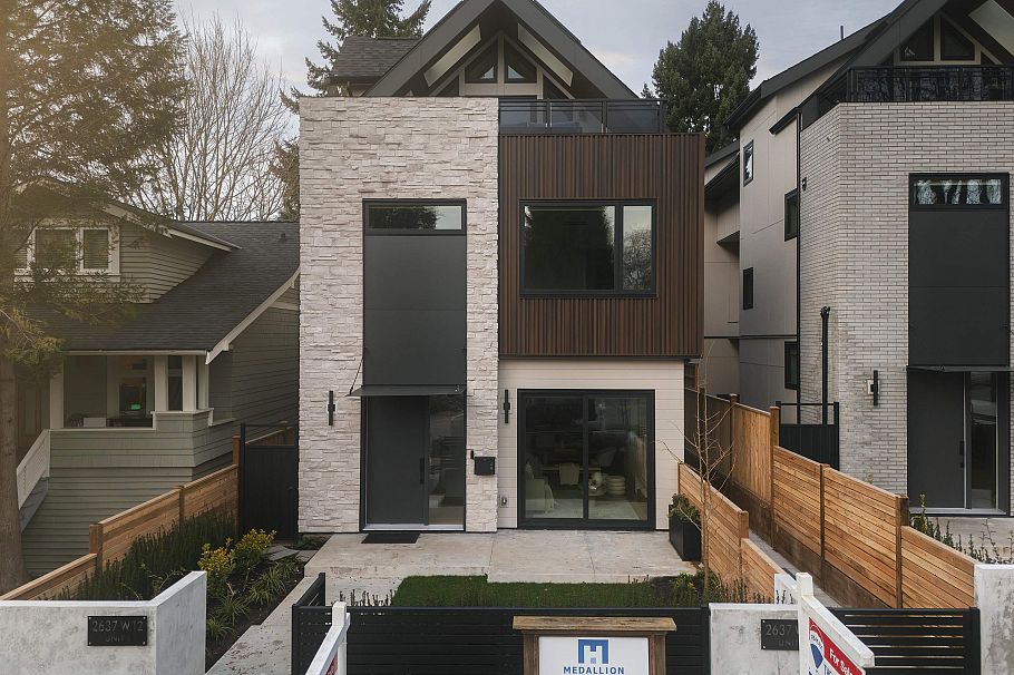 1 2637 W 12th Avenue Vancouver, BC - 33