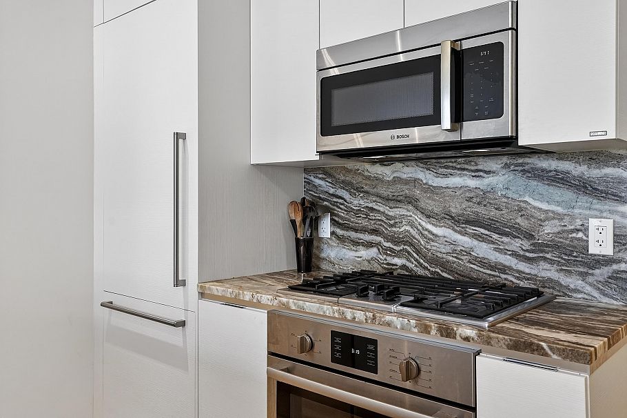 301 2565 Maple Street Vancouver, BC - 5