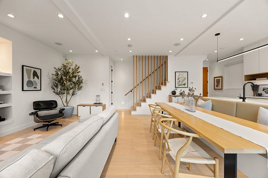 529 E 17th Avenue Vancouver, BC - 10