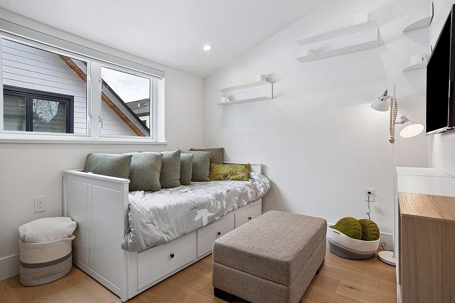 4419 Welwyn Street Vancouver, BC - 14