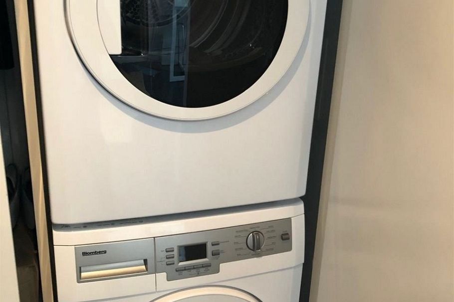 3104 8131 Nunavut Lane Vancouver, BC - 3