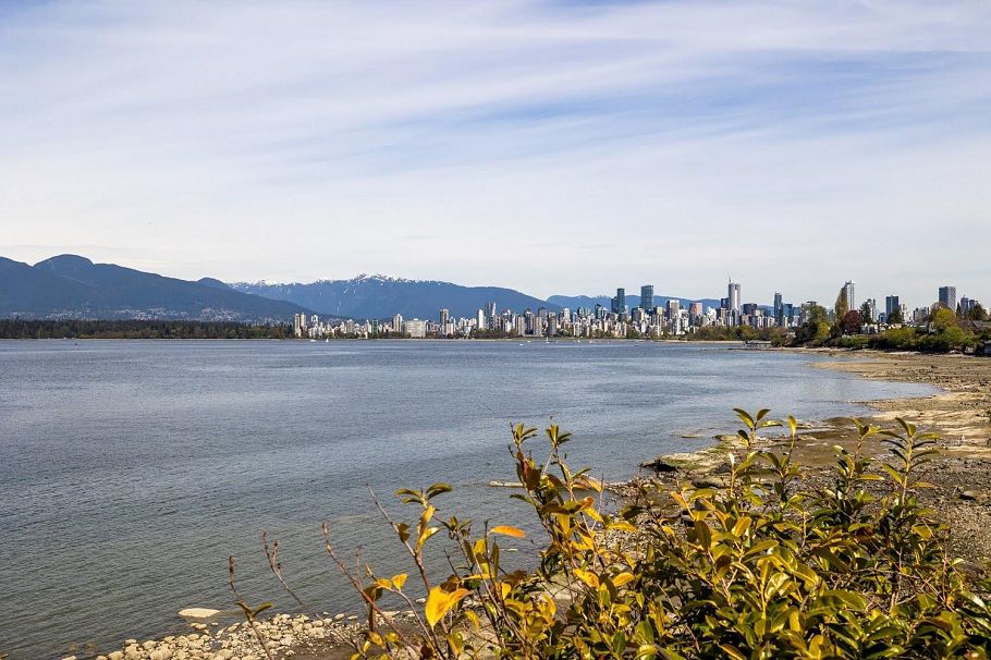 3240 W 1st Avenue Vancouver, BC - 38