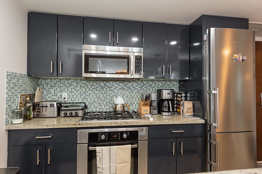 1003 133 E Esplanade North Vancouver, BC - 15