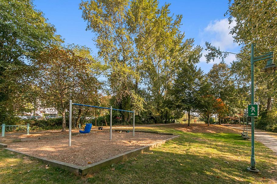 306 1820 E Kent Avenue South Vancouver, BC - 34