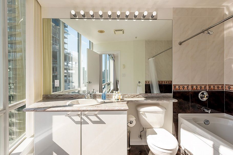 2902 1166 Melville Street Vancouver, BC - 16