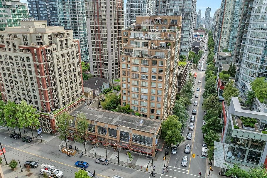 1405 822 Homer Street Vancouver, BC - 1