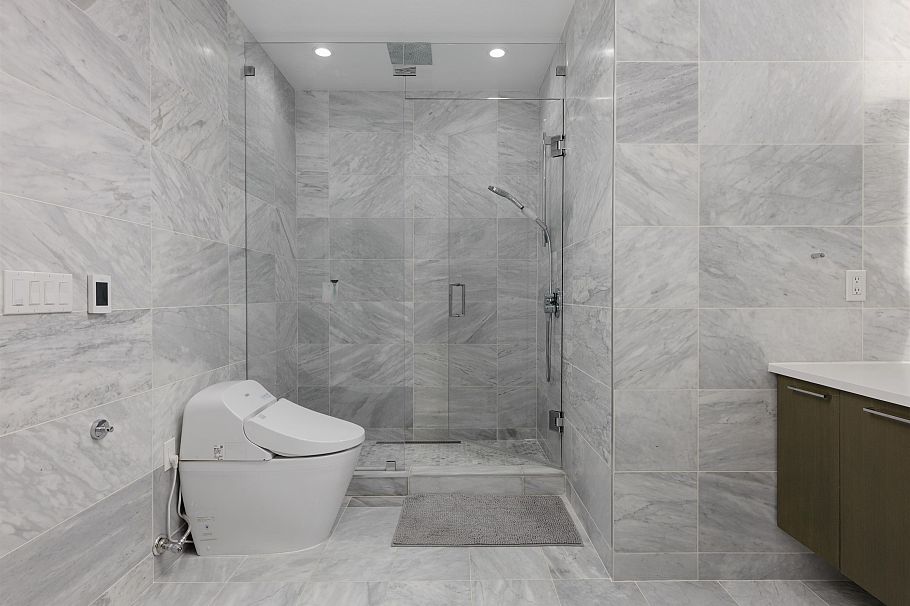 304 1009 Laurier Avenue Vancouver, BC - 17