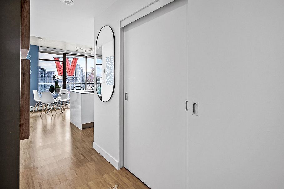 2105 108 W Cordova Street Vancouver, BC - 23