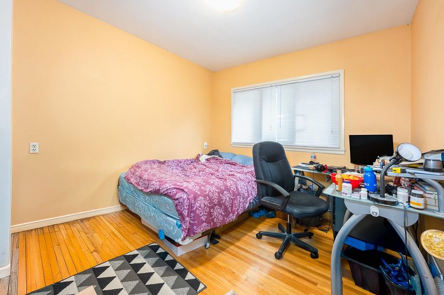 470 W 46th Avenue Vancouver, BC - 10