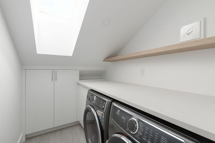 2 3186 W 11th Avenue Vancouver, BC - 18