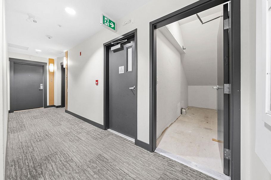 107 733 W 3rd Street North Vancouver, BC - 33