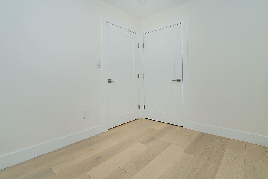 2 3323 W 37 AVENUE, Vancouver BC V6N 3E6 Vancouver, BC - 6