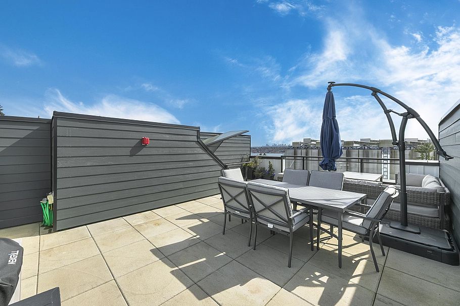 356 555 E 2nd Street North Vancouver, BC - 11