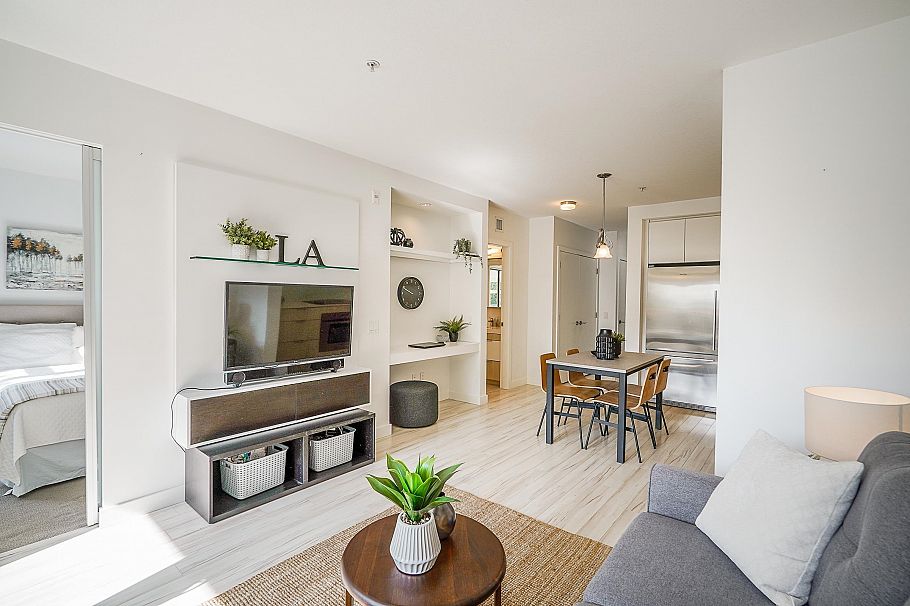 214 111 E 3rd Street Vancouver, BC - 10