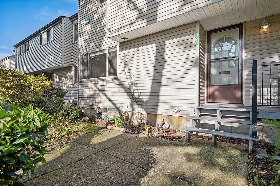 121 3461 E 49th Avenue Vancouver, BC - 26