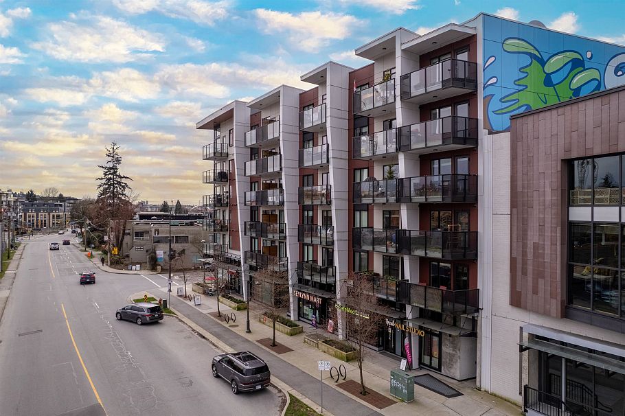 203 1496 Charlotte Road North Vancouver, BC - 3